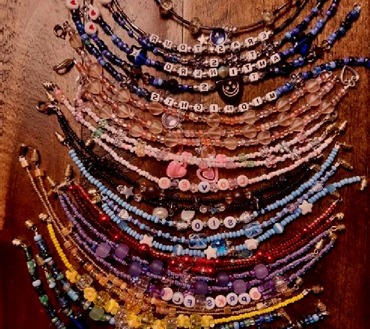 100 Bracelets slot game