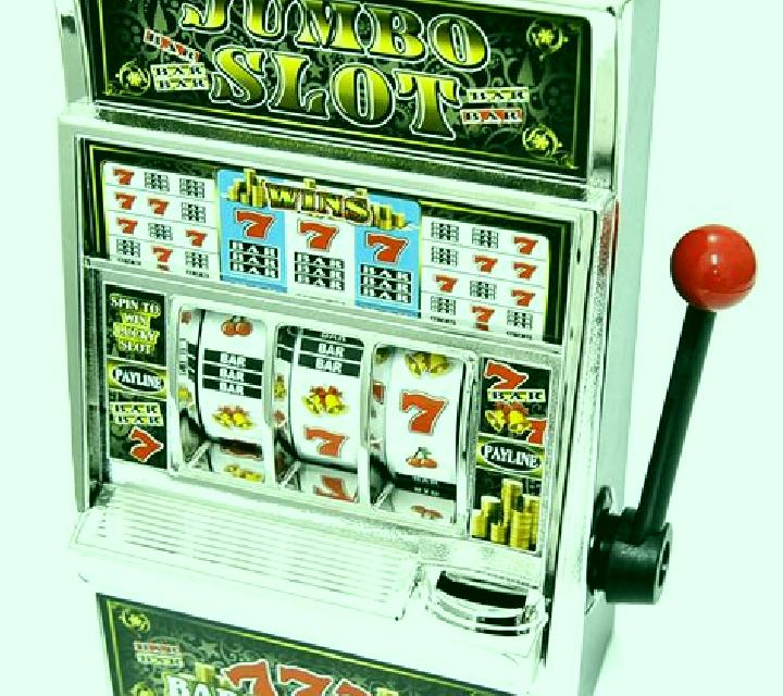 100 Dazzling Roll slot machine