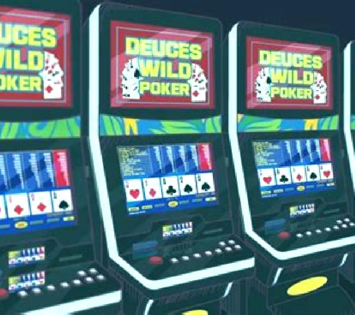 2 Deuce Wild Poker slot machine