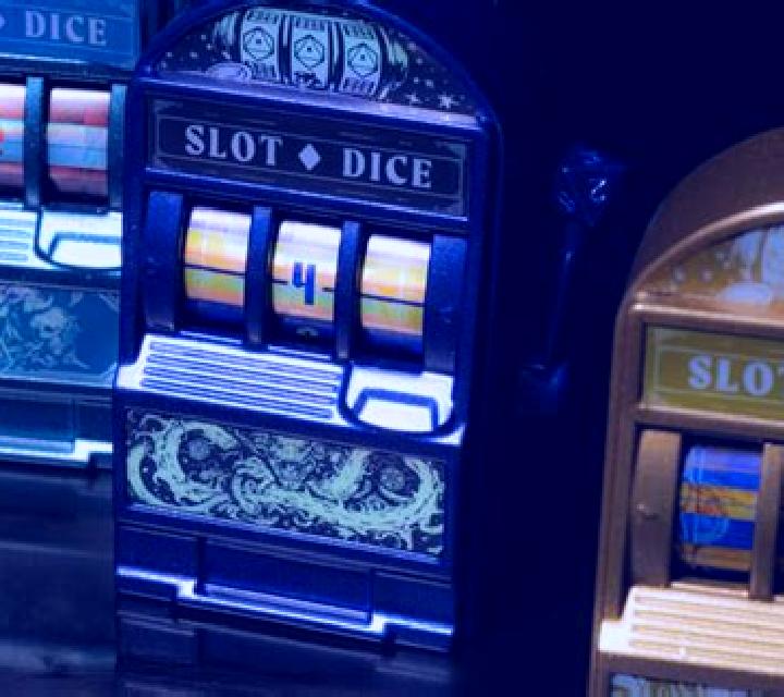24 Dice slot