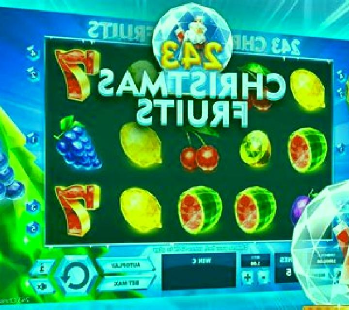 243 Christmas Fruits slot machine