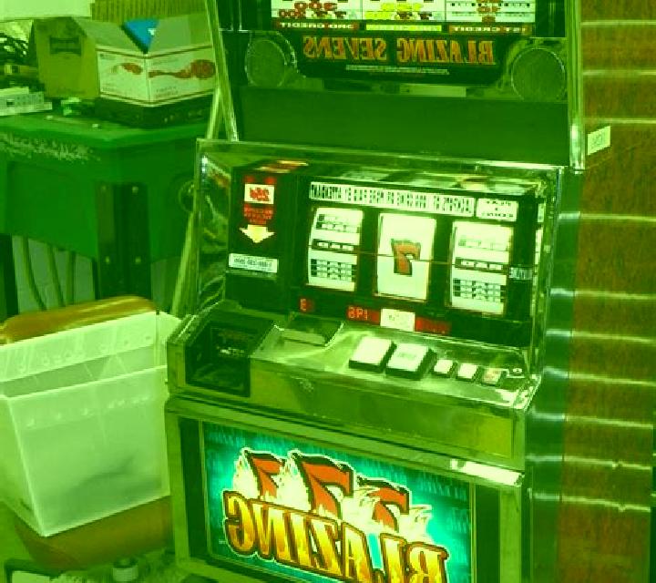 25 Sizzling Hot Deluxe slot machine