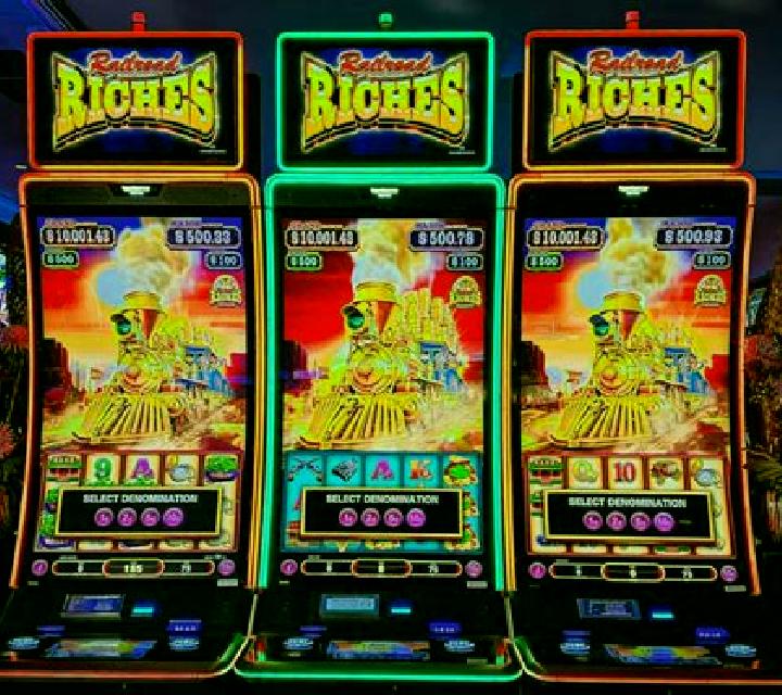 3 Hat Riches Burst slot game