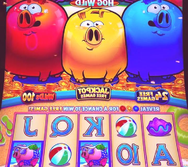 3 Hero Piggies slot