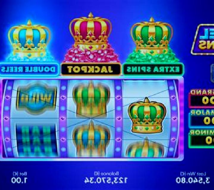 3 Jewel Crowns slot machine