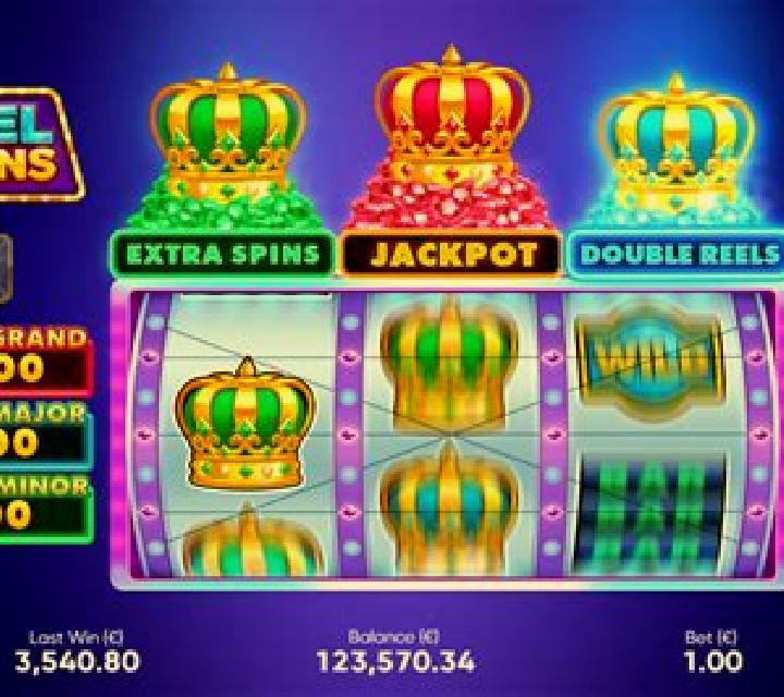 3 Jewel Crowns slot