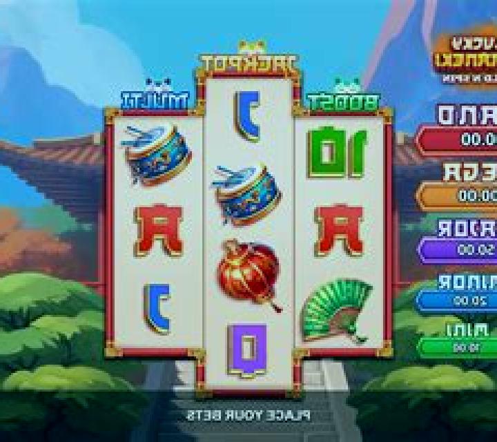 3 Lucky Maneki Hold & Win slot game