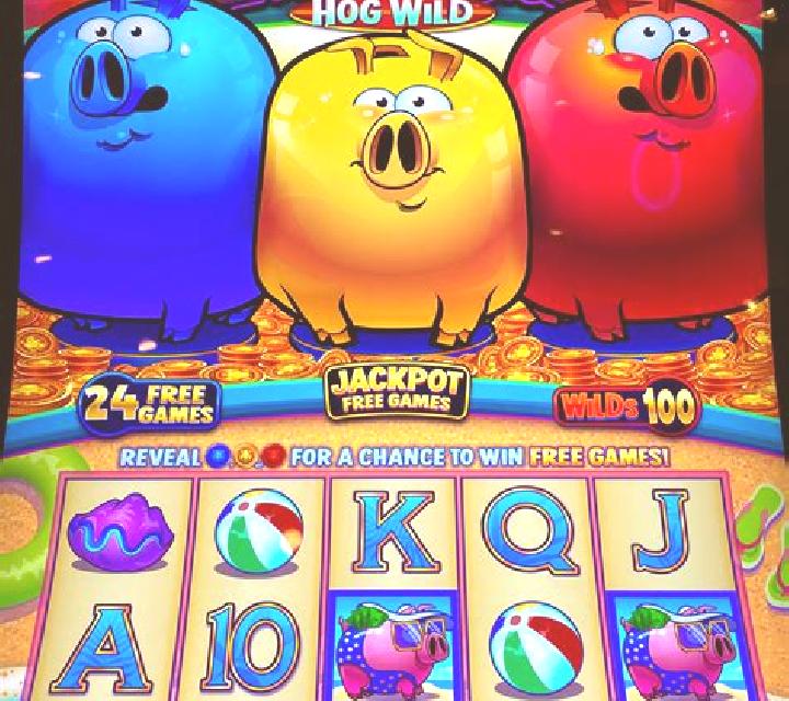 3 Pigs Super Scratch slot machine