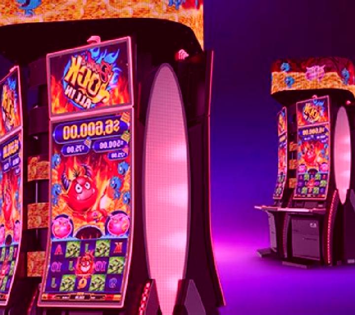3 Pot Surge slot machine