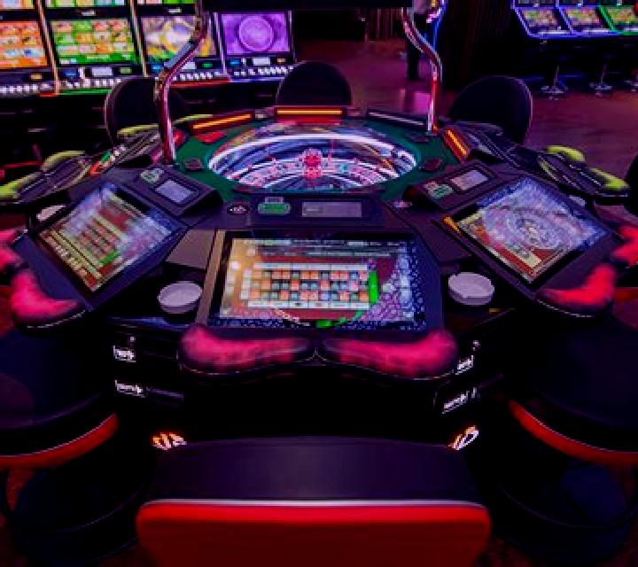 300 Carat Roulette slot machine