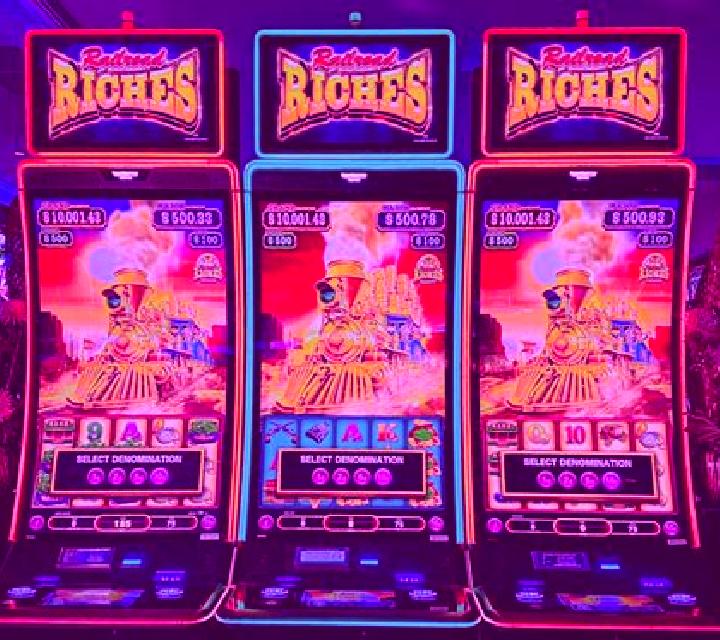 4 Hat Riches Burst online slot