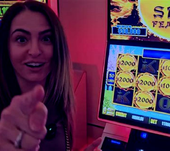 40 Cats And Cat Lady slot machine