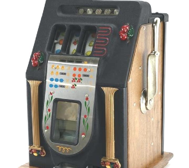 5 Diamond Plus slot machine
