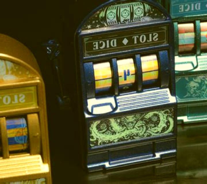 5 Glossy Dice slot machine