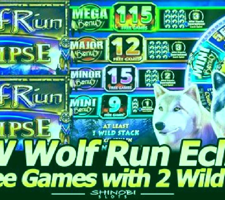 5 Moon Wolf slot game