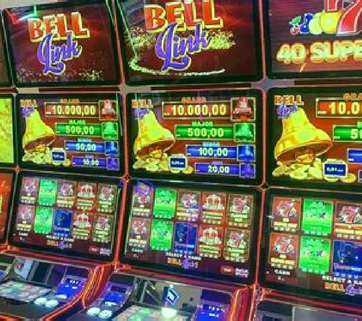 50 Hot Blast (EGT Digital) slot