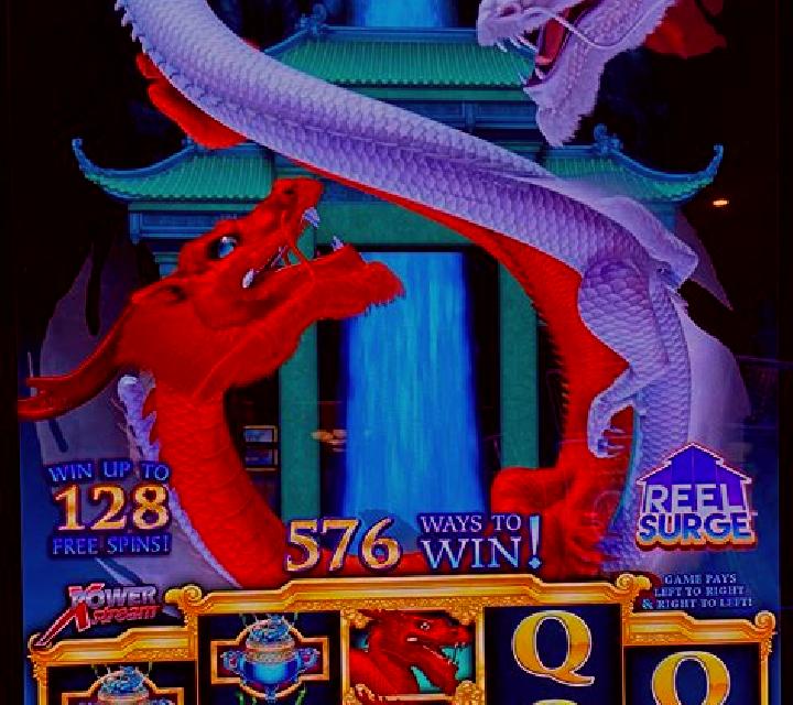 7 Dragons slot machine