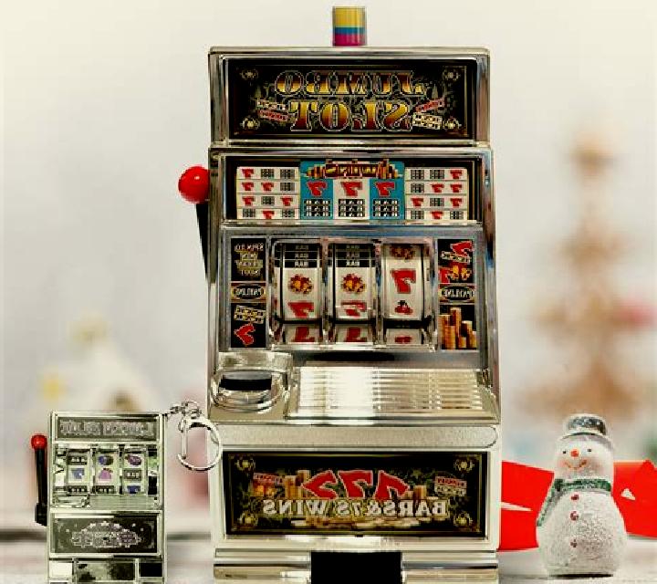 7 Up Down slot machine