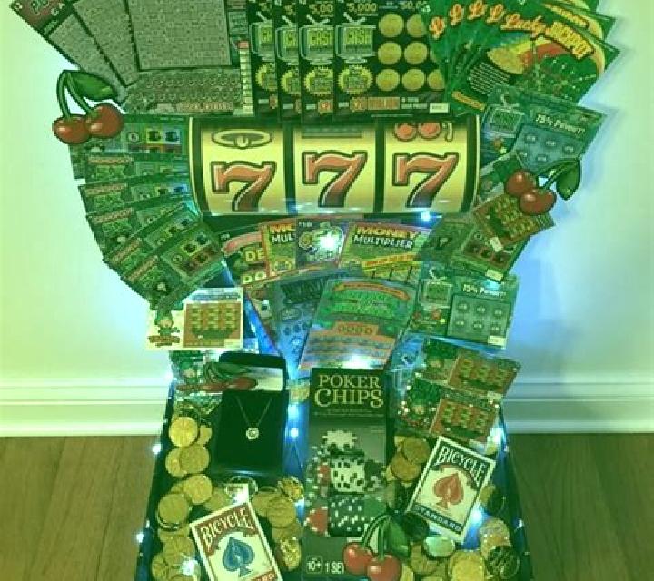 777 Valentine s Gifts Dice slot game