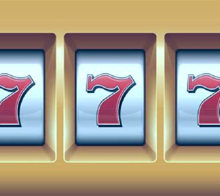 777 Vegas Showtime slot machine