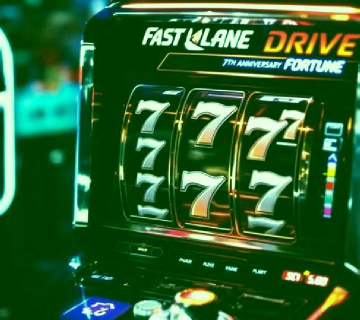 7th Sense slot machine