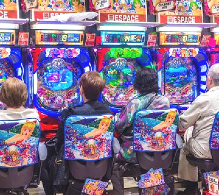8 Dragons Pachinko slot game