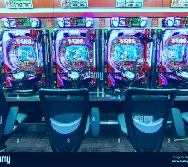 8 Dragons Pachinko slot machine