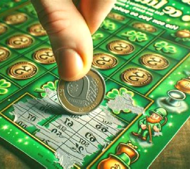 8 Leprechauns Scratch Card online slot