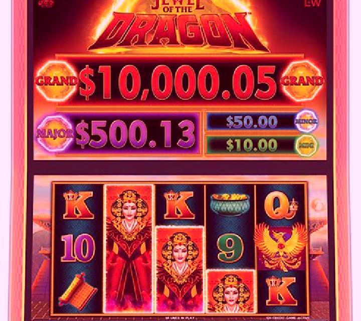 8 Treasures: Luck of the Dragon slot machine