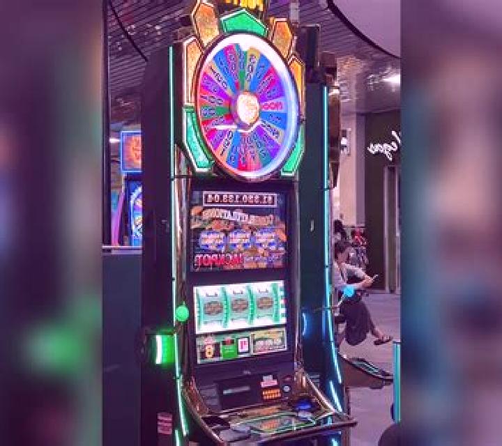Ace Danger License To Kill slot machine