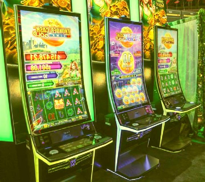 Aces And Faces (Novomatic) slot game
