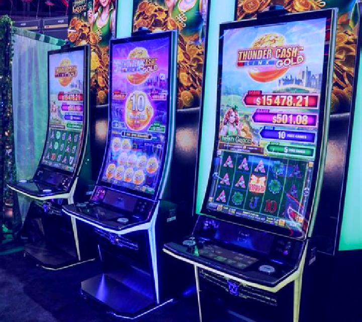 Aces And Faces (Novomatic) slot