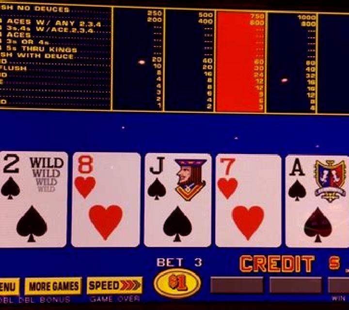 Aces & Deuces Bonus Poker (Red Rake) slot machine