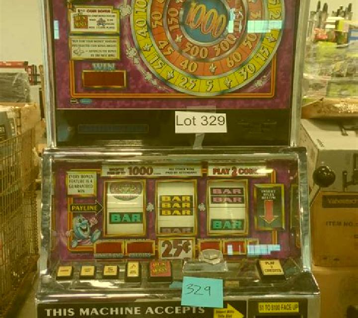 Action Money slot machine