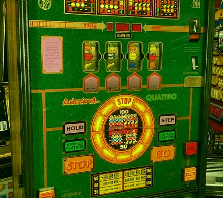 Admiral Quattro slot machine