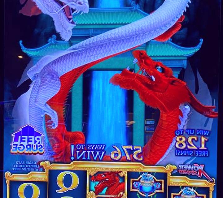 Age of Conquest Diamonds & Dragons slot machine