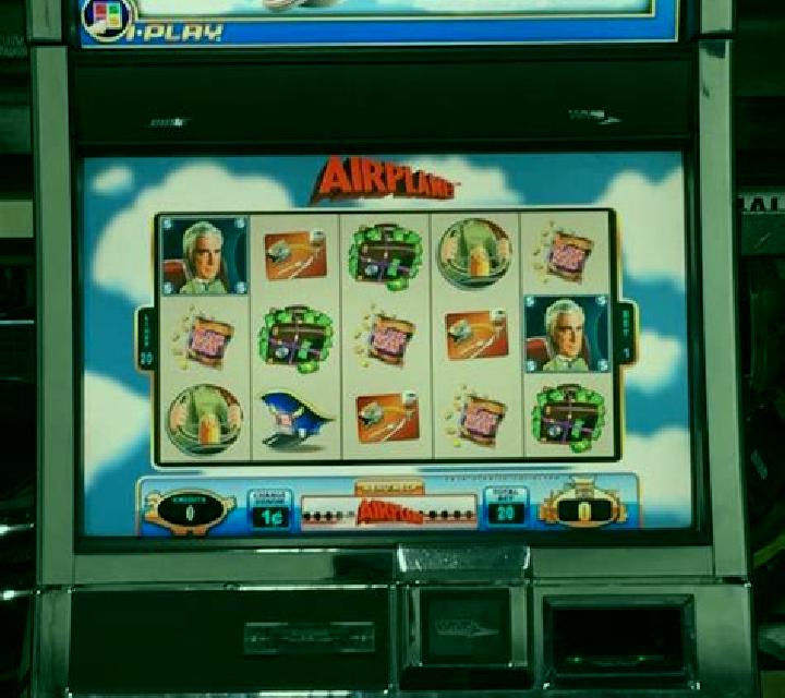 Airplane slot game