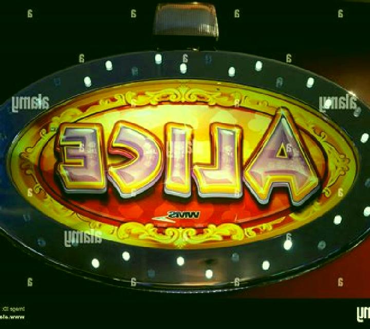 Alice in WildLand slot machine