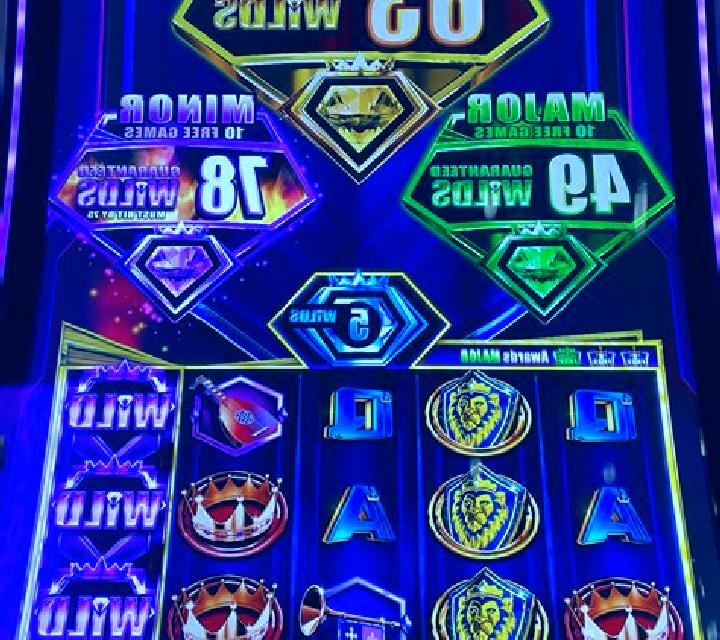 Amazing Riches slot game