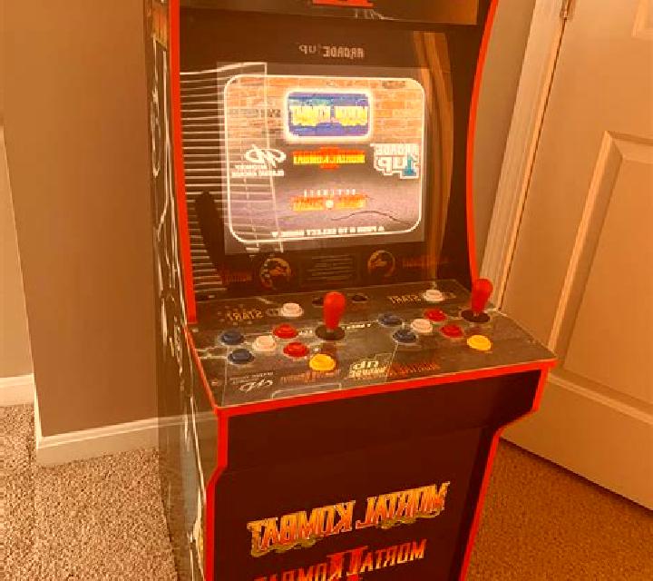 American Kombat online slot
