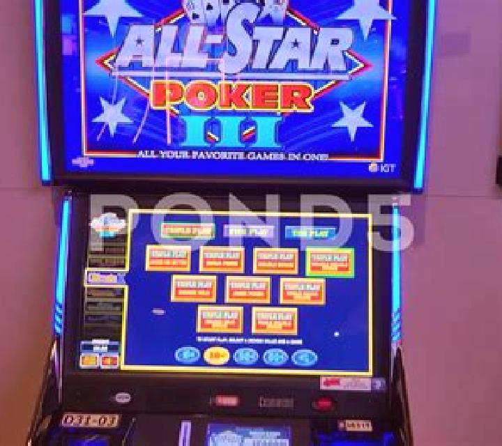 American Poker II (Novomatic) slot machine