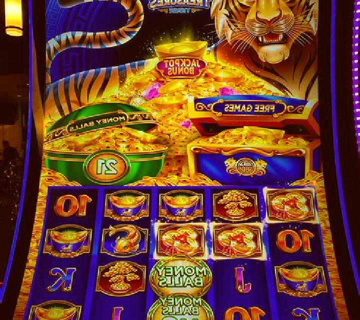 Ammit Treasure slot machine