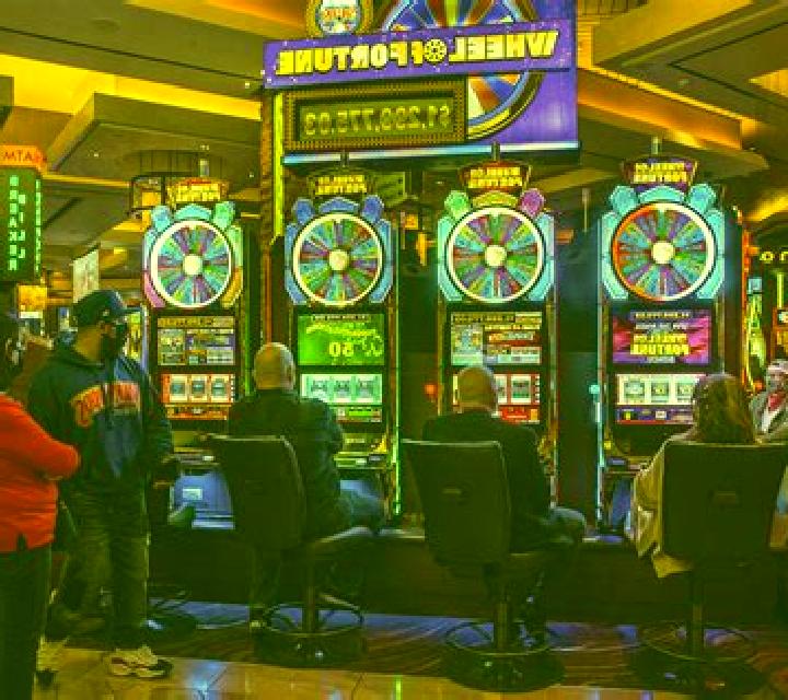 Angel and Devil (Wheel Of Fortune) slot game