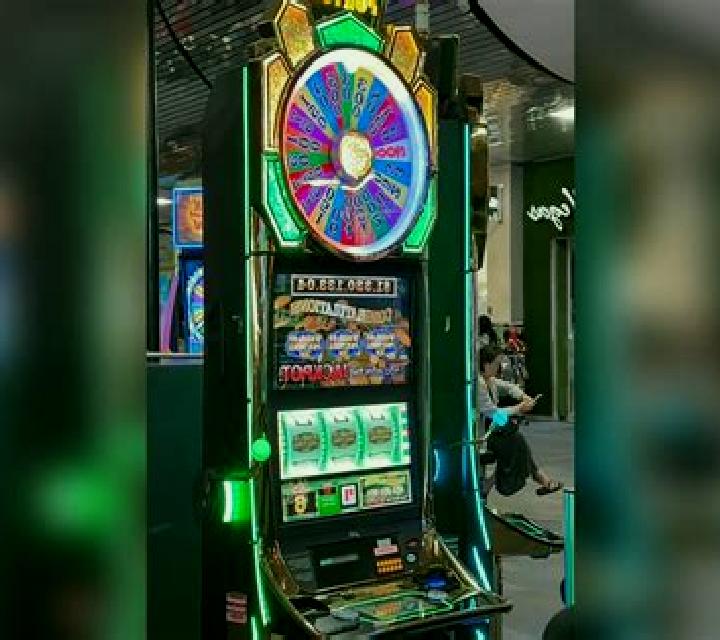 Anonymous slot machine