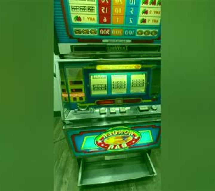 Arcadia (Genii) slot machine