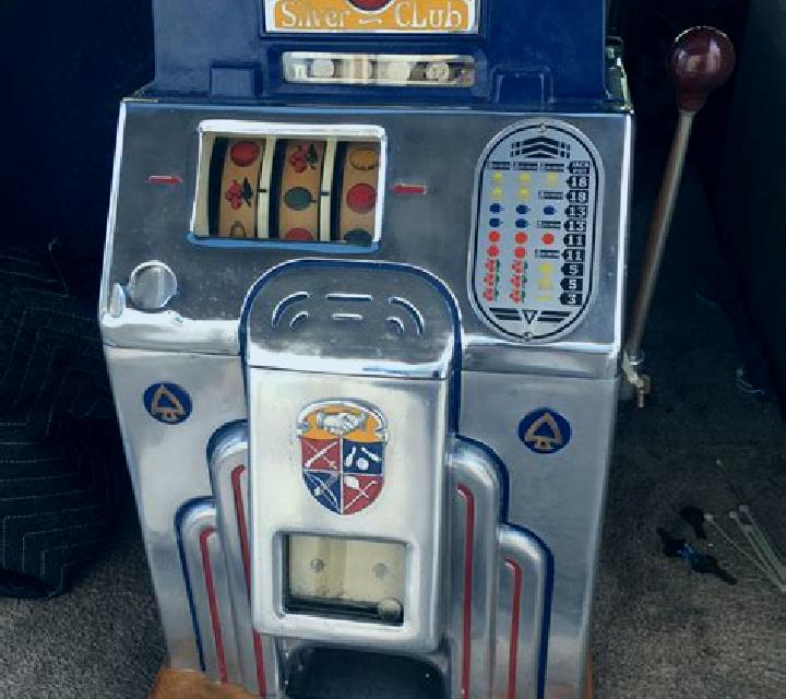 Arcadia Retro slot machine