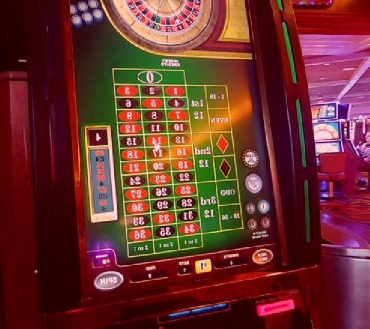 Astro Roulette slot machine