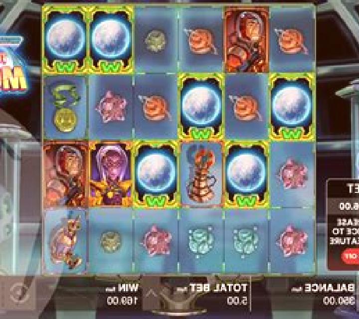 AstroBoomers: To The Moon! slot