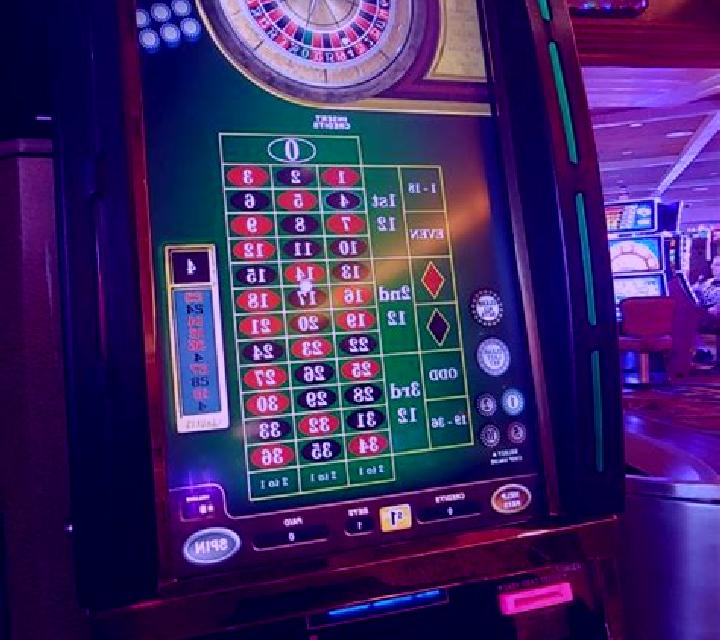 Atom Roulette slot machine