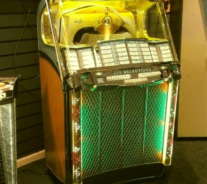 Atomic Age slot machine